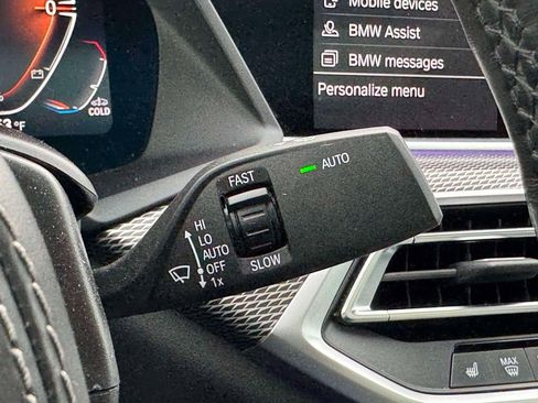 Used 2023 BMW X6 xDrive40i w/ Executive Package image 24