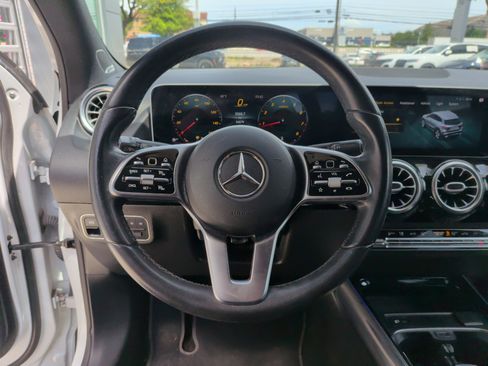 Used 2021 Mercedes-Benz GLA 250 image 19