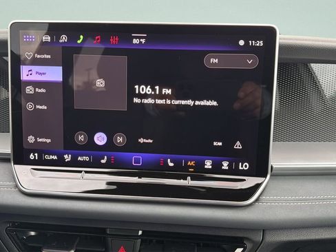 New 2026 Volkswagen Tiguan SE R-Line FWD image 12
