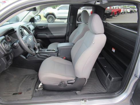 Used 2019 Toyota Tacoma SR RWD image 14