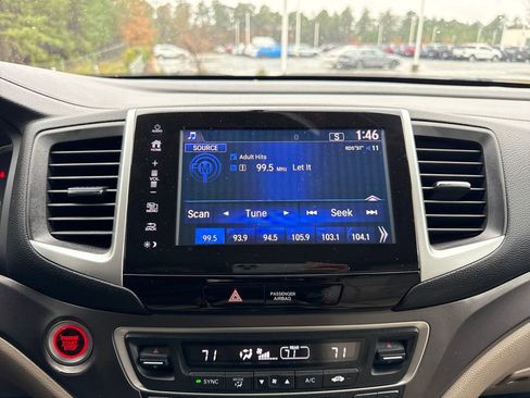 Used 2017 Honda Pilot EX-L image 23