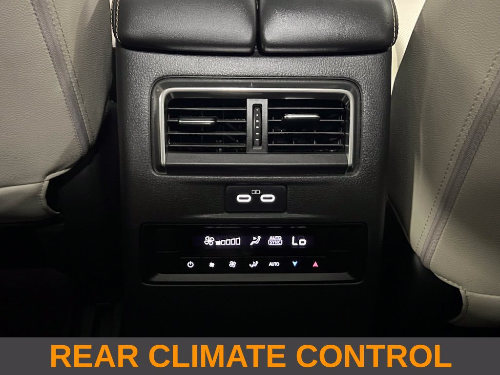 Used 2024 MAZDA CX-90 3.3 Turbo w/ Premium Package AWD/4WD image 11
