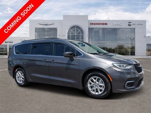 Certified 2022 Chrysler Pacifica Touring-L FWD image 1