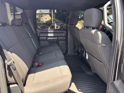 Used 2017 Ford F150 XLT w/ Equipment Group 302A Luxury AWD/4WD image 15