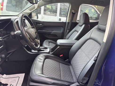 Used 2017 Chevrolet Colorado Z71 image 8