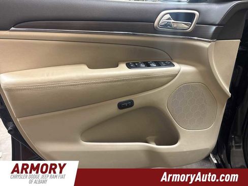 Used 2016 Jeep Grand Cherokee Overland image 7