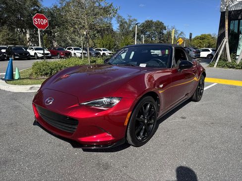 Used 2021 MAZDA MX-5 Miata Club image 10