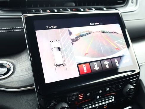 Used 2024 Jeep Grand Cherokee L Limited w/ Luxury Tech Group II image 22