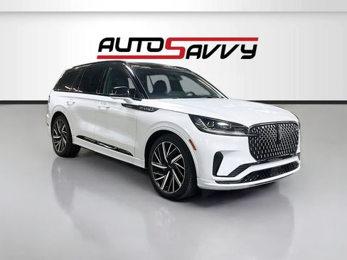 Used 2025 Lincoln Aviator Black Label w/ Black Label Special Edition AWD/4WD image 1