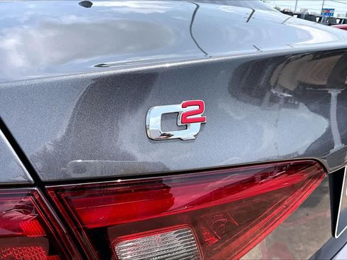 Used 2023 Alfa Romeo Giulia Veloce RWD image 10