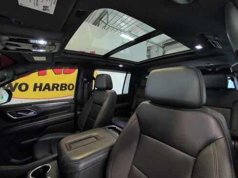 Used 2023 Chevrolet Suburban Z71 AWD/4WD image 26