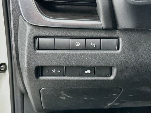 Used 2021 Nissan Rogue Platinum AWD/4WD image 17