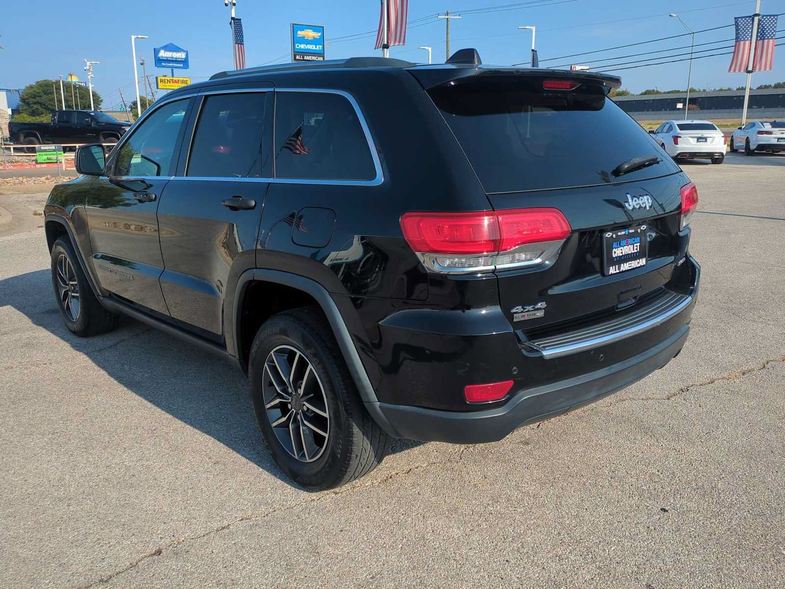 Used 2019 Jeep Grand Cherokee Limited AWD/4WD image 6