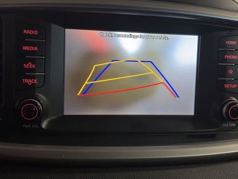 Used 2019 Kia Sorento AWD V6 image 4