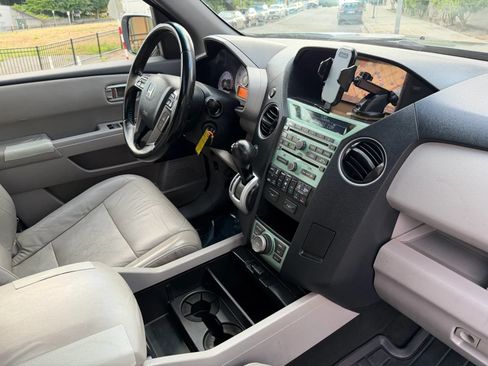 Used 2011 Honda Pilot Touring image 33