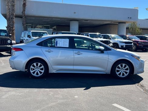 Used 2023 Toyota Corolla LE image 5
