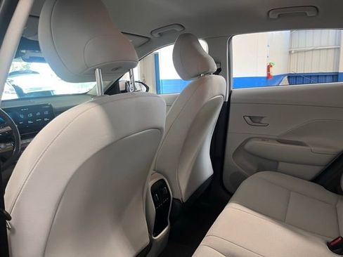 Used 2024 Hyundai Kona SEL image 18