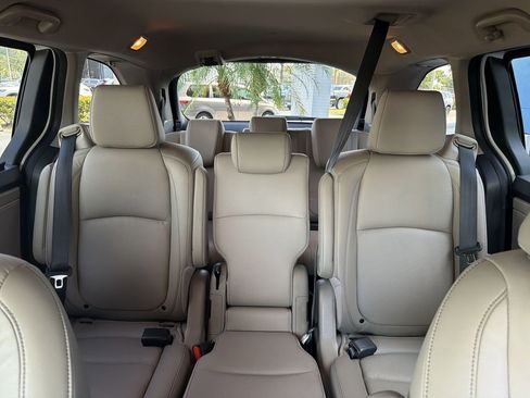 Certified 2024 Honda Odyssey Touring image 14