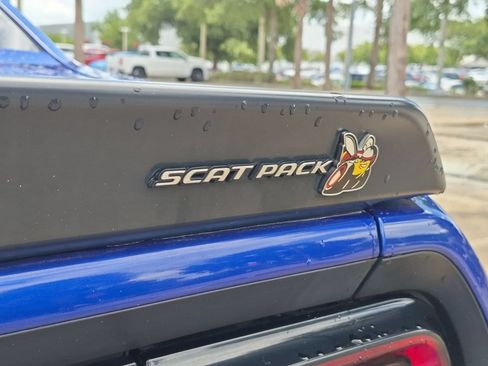Used 2022 Dodge Challenger R/T Scat Pack RWD image 6