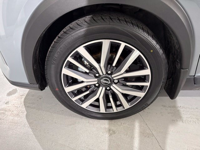 Used 2023 Nissan Kicks SV FWD image 5