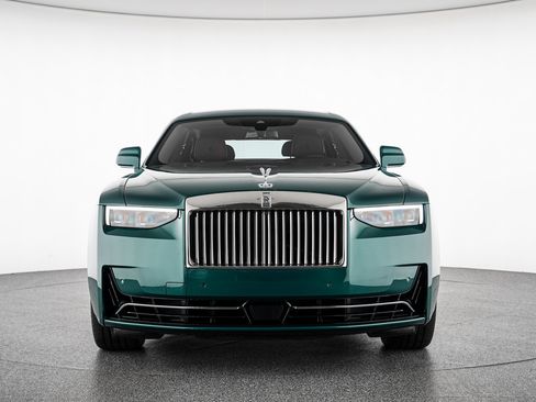 Certified 2025 Rolls-Royce Ghost AWD/4WD image 10