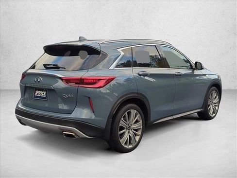 Used 2022 INFINITI QX50 Sensory image 5