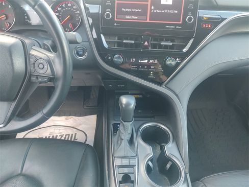 Used 2024 Toyota Camry XSE image 11