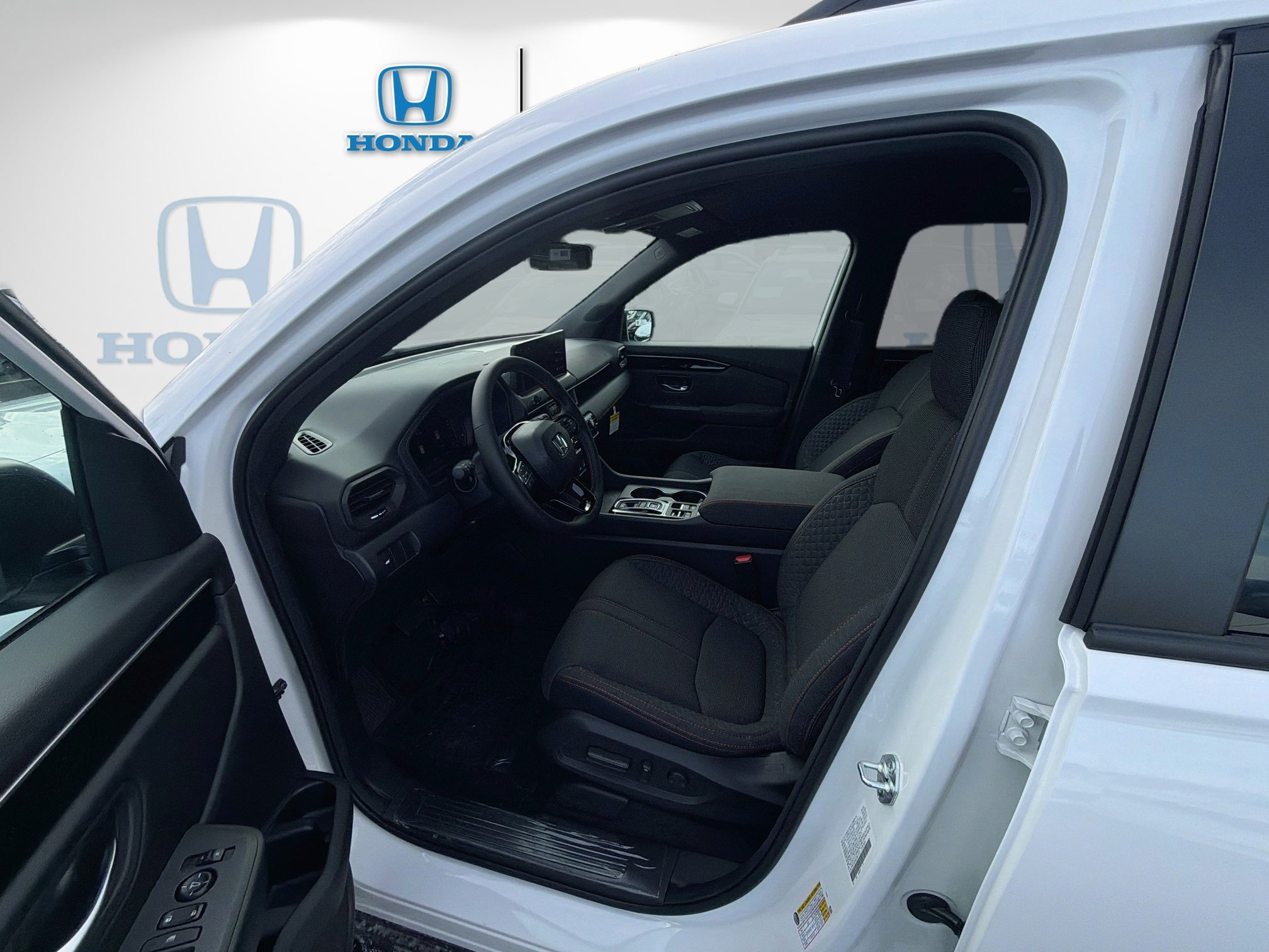New 2026 Honda Pilot Sport image 17