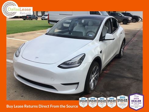 Used 2021 Tesla Model Y Long Range AWD/4WD image 1