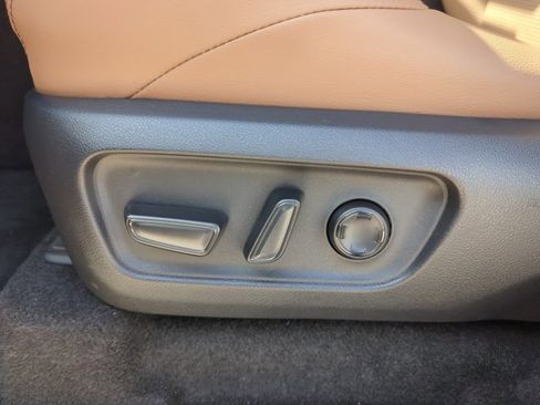 New 2026 Toyota 4Runner Limited image 9