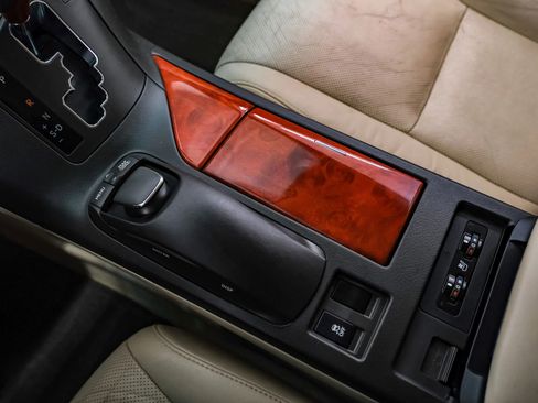 Used 2011 Lexus RX 450h 2WD image 29