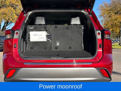 Used 2021 Toyota Highlander Platinum image 15