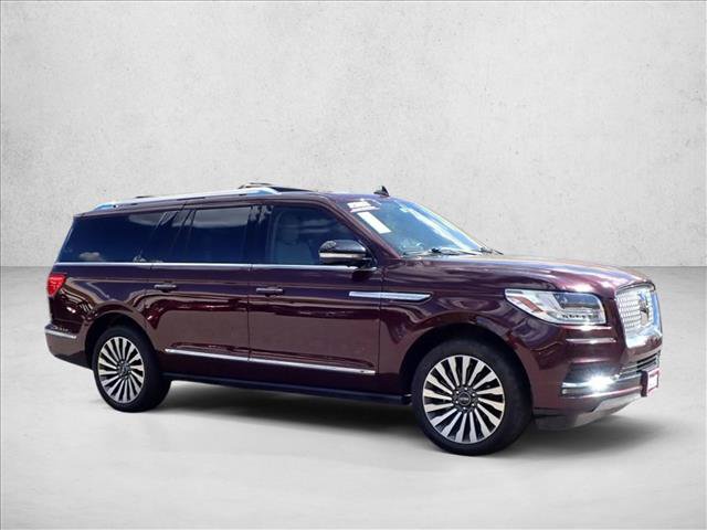 Used 2021 Lincoln Navigator L Reserve w/ Luxury Package AWD/4WD image 6