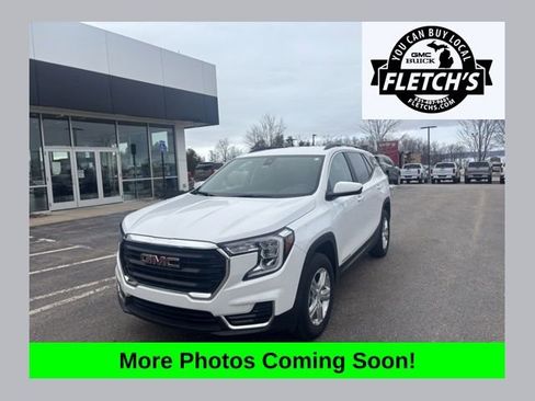 Used 2023 GMC Terrain SLE w/ Driver Convenience Package image 1