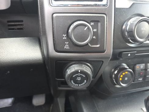Used 2016 Ford F150 XLT w/ Equipment Group 302A Luxury AWD/4WD image 7