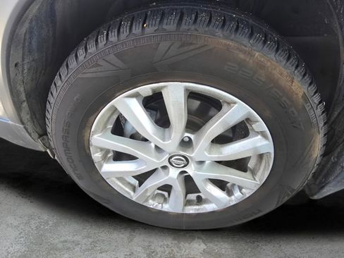 Used 2019 Nissan Rogue SV AWD/4WD image 18