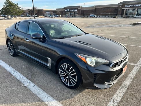 Used 2019 Kia Stinger RWD image 15