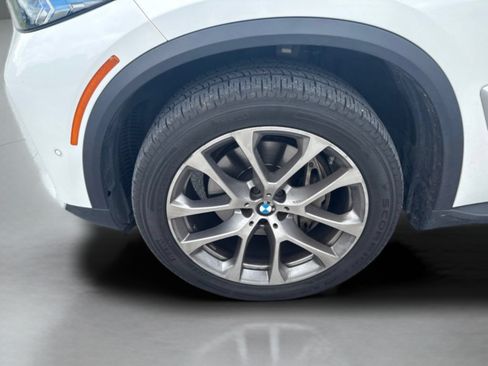 Used 2024 BMW X5 sDrive40i w/ Premium Package RWD image 37