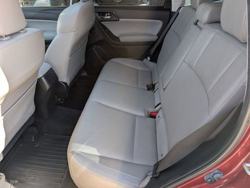 Used 2017 Subaru Forester 2.5i Limited image 27