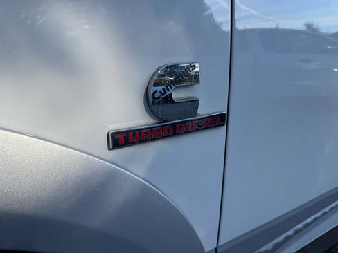 Used 2013 RAM 2500 Laramie w/ Convenience Group image 24