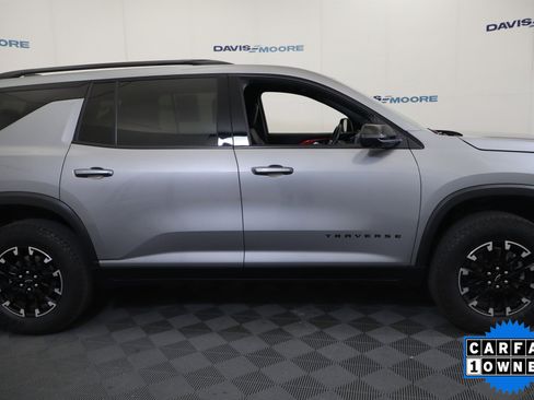 Used 2024 Chevrolet Traverse Z71 w/ Enhanced Driving Package AWD/4WD image 5