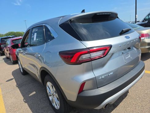 Used 2023 Ford Escape Active AWD/4WD image 4