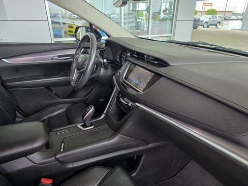 Used 2017 Cadillac XT5 Premium Luxury AWD/4WD image 21