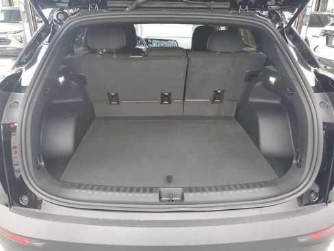 Used 2026 Chevrolet Blazer EV LT w/ Midnight/Sport Edition image 8