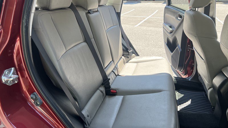 Used 2015 Subaru Forester 2.5i Limited AWD/4WD image 26