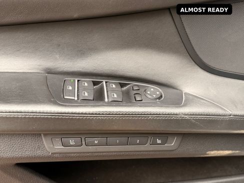 Used 2015 BMW 750Li RWD image 12