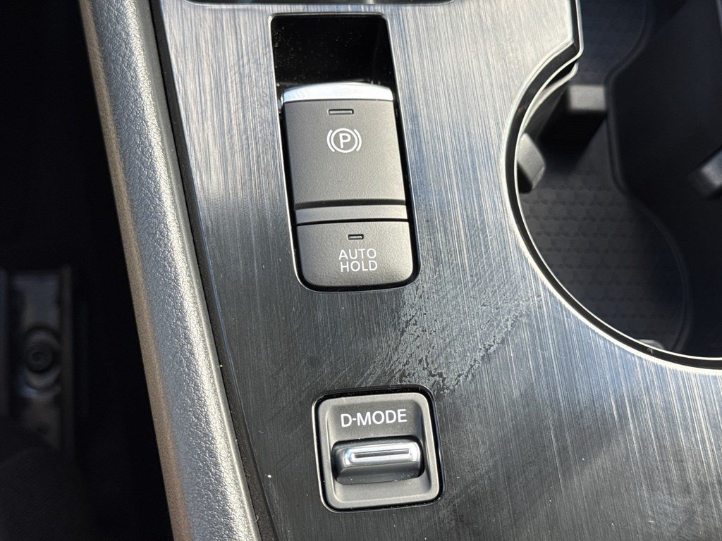 Used 2026 Nissan Rogue Dark Armor FWD image 38