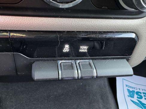 Used 2021 RAM 1500 Laramie image 16