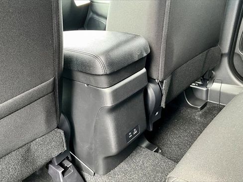 New 2025 Mitsubishi Outlander Sport SE image 10