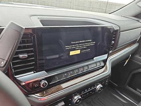 New 2026 GMC Sierra 1500 Elevation image 18